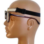 Rinoplasti sonrası burun estetiğini koruyan Nazalift kadın karma deri gözlük tutucu aparat.