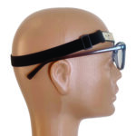 Rinoplasti sonrası burun estetiğini koruyan Nazalift kadın karma deri gözlük tutucu aparat.